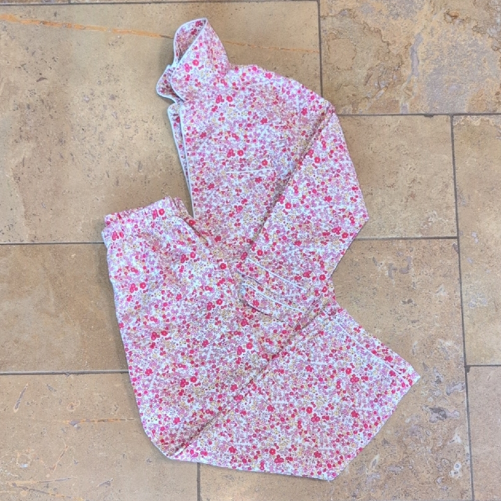 Petite Plume girl pajamas. Red and pink floral. Size 8.